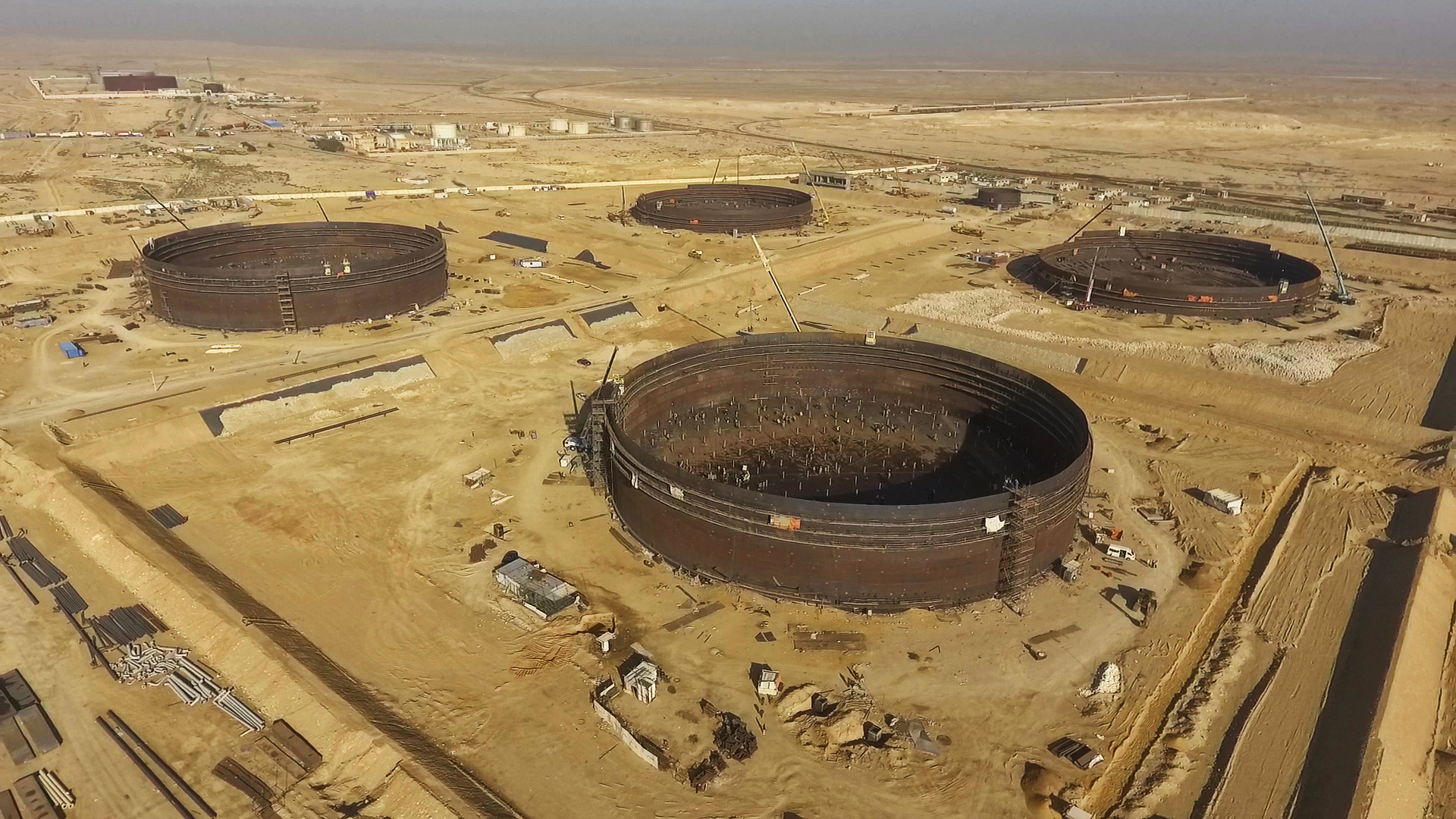 Tank Roof Air Raising